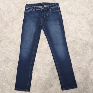 White House Black Market Slim Ankle Jeans size 6